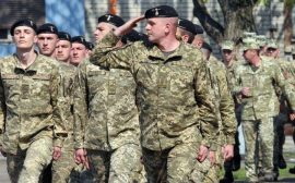 Зеленский уравнял возраст призывников и тех, кто служит по контракту