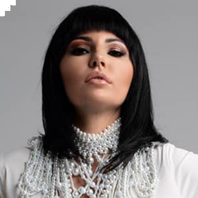 ЖУЛИНА Аня